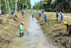 Gelar Kegiatan Padat Karya,  Posyandu Rutin Cegah Stunting