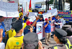 Ratusan Buruh PT Hoktong Minta DPRD Palembang Turun Tangan