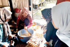 Bolu Cupu Jadi Oleh-Oleh Khas Kayuagung