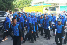 Siswa SMK Karya Sembawa Banyuasin Kunjungi Percetakan Sumatera Ekspres Grup (SEG) 