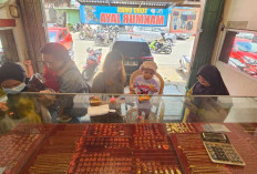 Dipicu Sinyal Positif AS dan Tiongkok, Harga Emas Turun di Awal Pekan