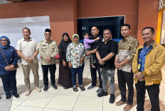 Penuh Haru, Anak Pekerja Migran Asal Muba yang Terlantar di Malaysia Akhirnya Dipulangkan dan Bertemu Ibu