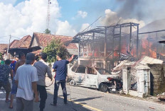 Hilang Konsentrasi, Avanza Seruduk Pertamini?, Sebabkan Tiga Rumah Terbakar