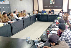 Bongkar Ruko Tak Berizin di Jl Noerdin Panji