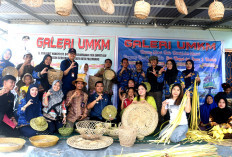 Patenkan Tampah Berbahan Lidi Daun Nipah, Kampung Wisata Anyaman di Palembang