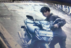 Pencuri Motor Bikin Geger Warga Empat Lawang, Aksinya Terekam CCTV
