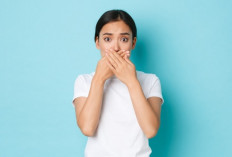 6 Cara Mudah Mengatasi Bau Mulut saat Berpuasa, Apa Saja? 