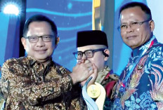 Pengendalian Inflasi Terbaik, H. Arlan Antar Prabumulih Raih Penghargaan Nasional