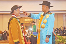 Wisuda IV IKesT Muhammadiyah, Siap Bertransformasi Menjadi Universitas