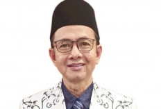 Mengokohkan Martabat Guru di Tengah Dinamika Pendidikan Nasional 