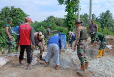 Anggota TNI AD Bersama Warga Bangun Jembatan Gantung di Desa Pusar, Akses Seberang Sungai Ogan Segera Terbuka