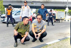 Wako Ratu Dewa dan Kadis PUPR Palembang Tinjau Pengecatan Kanstin Jalan Protokol