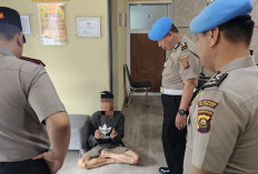 Heboh, Pria Bawa Sajam di Depan Mapolrestabes Palembang  di Amankan