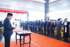 Lantik Puluhan Pejabat Muba, Bupati Toha Tegaskan Pentingnya Profesionalisme dan Integritas