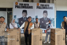 Tegaskan Komitmen Nyalon Cawako Palembang, Prima Salam Bagikan Kulkas ke Kader dan Relawan