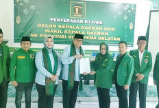 All Out Dukung  Paslon PPP, PPP Serahkan B1KWK untuk Dua Kabupaten 