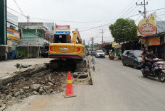 Pembangunan Siring Ganggu Arus Lalu Lintas, Pengguna Jalan di Muara Enim Keluhkan Kemacetan