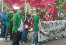 Praktisi Hukum dan Mantan Anggota DPRD Sumsel Ikut Demo Terkait Penolakan Putusan MK oleh DPR RI