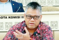 Pesan Giri kepada Negara: ASN-CPNS dan PPPK Jangan Di-ghosting! Komisi II DPR Kawal Penggajian Honorer