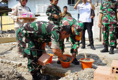 HUT TNI AD ke-79 , Dandim  OKI Lakukan Peletakan Batu Pertama Program RTLH. Ini Harapannya