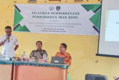 Tingkatkan Produksi Ikan, Diskannak OKU Timur Latih Pembudidaya Ikan