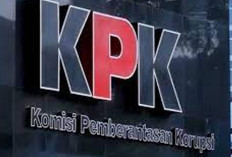 KPK Geledah Ruang Kerja  Anggota VI BPK Pius Lustrilanang