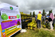 Ratusan Tabung LPG 3 Kg Ludes Diserbu Warga Saat Operasi Pasar di Muara Dua Prabumulih