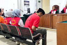 Hakim Tolak Eksepsi Terdakwa 