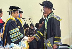 Tidak Hanya Ijazah,  Bekali Mahasiswa Siap Bersaing, IGM Wisuda 321 Sarjana Baru