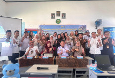 Prodi Pendidikan Bahasa Inggris FKIP Unsri dan SDN 27 Palembang Perkuat Kosakata Siswa Lewat 'Kata dan Cerita'