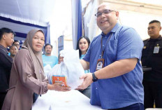 Ribuan Warga Serbu Pasar Murah HUT ke-27 Bank Mandiri