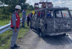 Tragedi Tol Terpeka: Mobil Kijang Hangus Terbakar, Begini Kondisi 3 Penumpangnya!