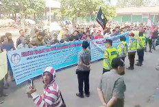 Tolak Kenaikan Retribusi-Intimidasi, Para Pedagang Sambangi Kantor Pengelola Pasar Jakabaring