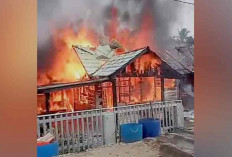 Si Jago Merah Bakar Habis Rumah Warga Sungai Dua. Ini Penyebabnya