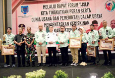 PTBA Jadi Perusahaan Terbaik di Ajang Serelo CSR Award 2024