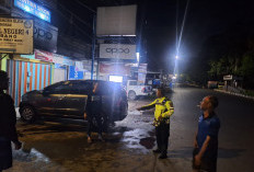 Tabrakan Maut Dini Hari! Motor vs Avanza di Palembang, Korban Kritis Tanpa Identitas