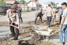 Laksanakan Belida, Polres Lahat Tambal Lubang di Jalinsum