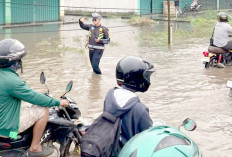 Lagi, Jalintim Banjir akibat Gorong-Gorong Tersumbat