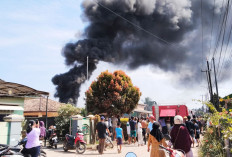 Rumah Terbakar, Didapati Jeriken Berisi BBM