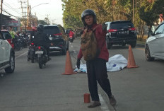 Pengendara Motor Tewas Usai Diduga Tabrak Mobil di Jalan Alamsyah RPN Palembang