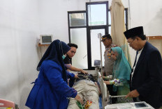 Jamaah Meninggal Usai Sholat Id, Polisi Bertindak Cepat Lakukan Evakuasi