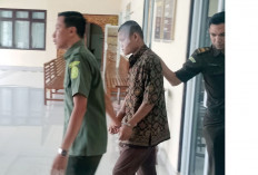 Ibu Korban Memohon Ingin Tampar Terdakwa Rozi, Pembacaan Vonis Ditunda