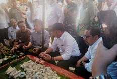 Wapres Gibran Kunjungi Pasar 16 Ilir, Cicipi Pempek Tumpah dan Ngirup Cuko