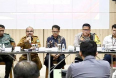 Satu Calon Kada Dijaga Dua Polisi