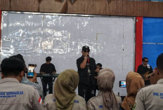 Rizal Armada Nostalgia ke SMKN 2 Palembang, Temui Guru Lama dan Kenangan Masa Putih Abu-Abu