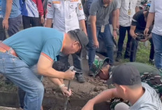 Semangat Gotong Royong Sambut PEDA KTNA, Bupati Empat Lawang Pimpin Aksi Bersih-Bersih di Pulo Mas