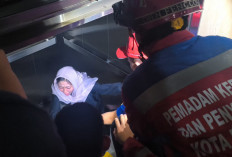 Heboh! Lift Kampus Macet Saat Blackout Palembang, Mahasiswi Nyaris Pingsan, Security Bongkar Pintu dengan Kayu