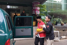 Usai Diperiksa Sebagai Tersangka Harno Bungkam Soal Aliran Dana