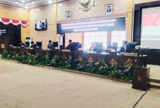 Bupati Enos Sampaikan LKPJ 2025, Ekonomi OKU Timur Tumbuh Tertinggi di Sumsel