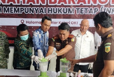 Awal Ramadhan, Kejari OKI Musnahkan Narkoba hingga Pakaian Bekas